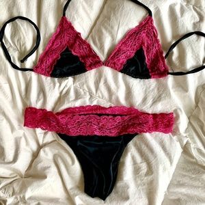 Beach Bunny Two Pice Vintage Lady Marmalade Bikini size L